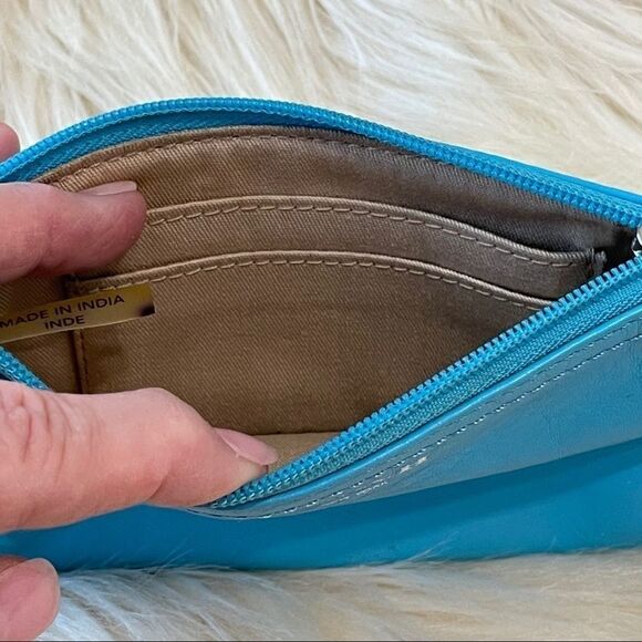 ‎Coach Turquoise Blue Wristlet - Picture 4 of 6